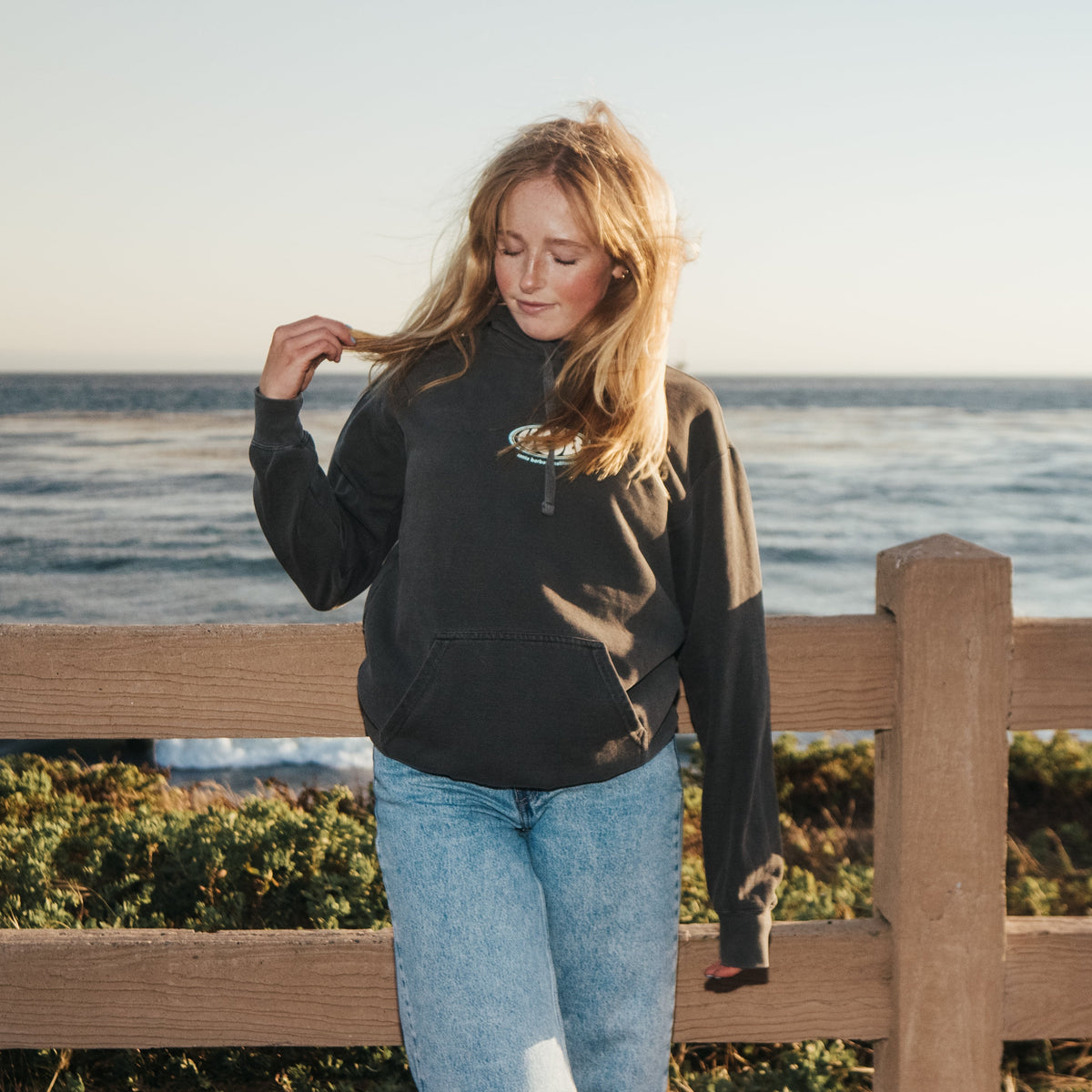 UCSB 90s Oval Hoodie